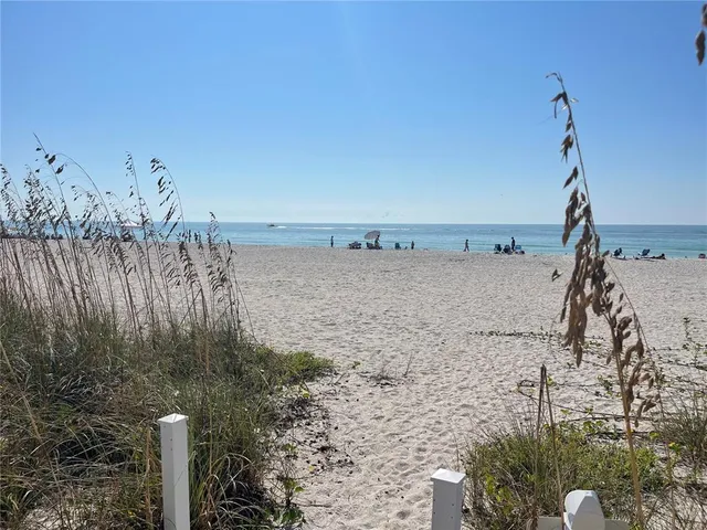 $2,395,000 | 7316 Gulf Drive, Unit 8, Holmes Beach, FL 34217