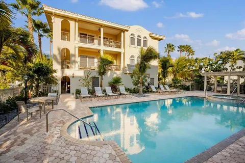 $2,150,000 | 7316 Gulf Drive, Unit 8, Holmes Beach, FL 34217