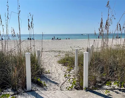 $2,295,000 | 7316 Gulf Drive, Unit 8, Holmes Beach, FL 34217