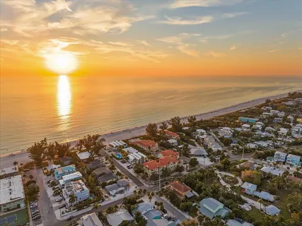$2,150,000 | 7316 Gulf Drive, Unit 8, Holmes Beach, FL 34217