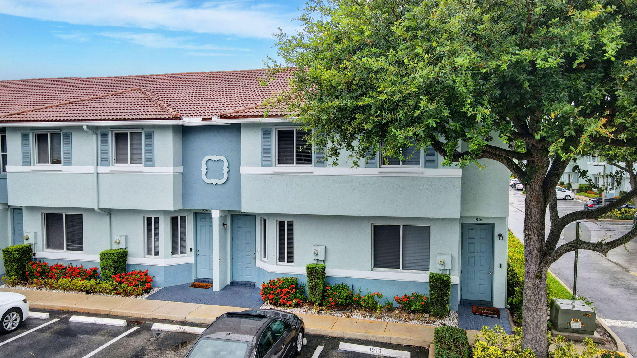 1912 Hibiscus Lane Riviera Beach, FL 33404 - Photo 3 of 55 2-web-or-mls-Apartment air (2)