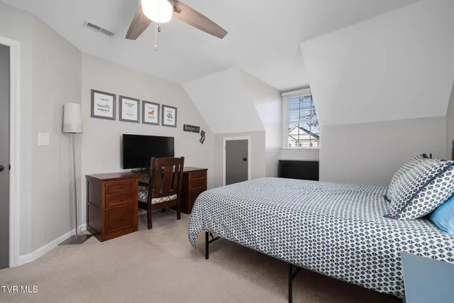 $399,900 | 16 Taylor Ridge Court, Johnson City, TN 37601