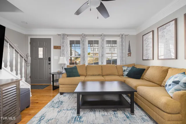 $399,900 | 16 Taylor Ridge Court, Johnson City, TN 37601