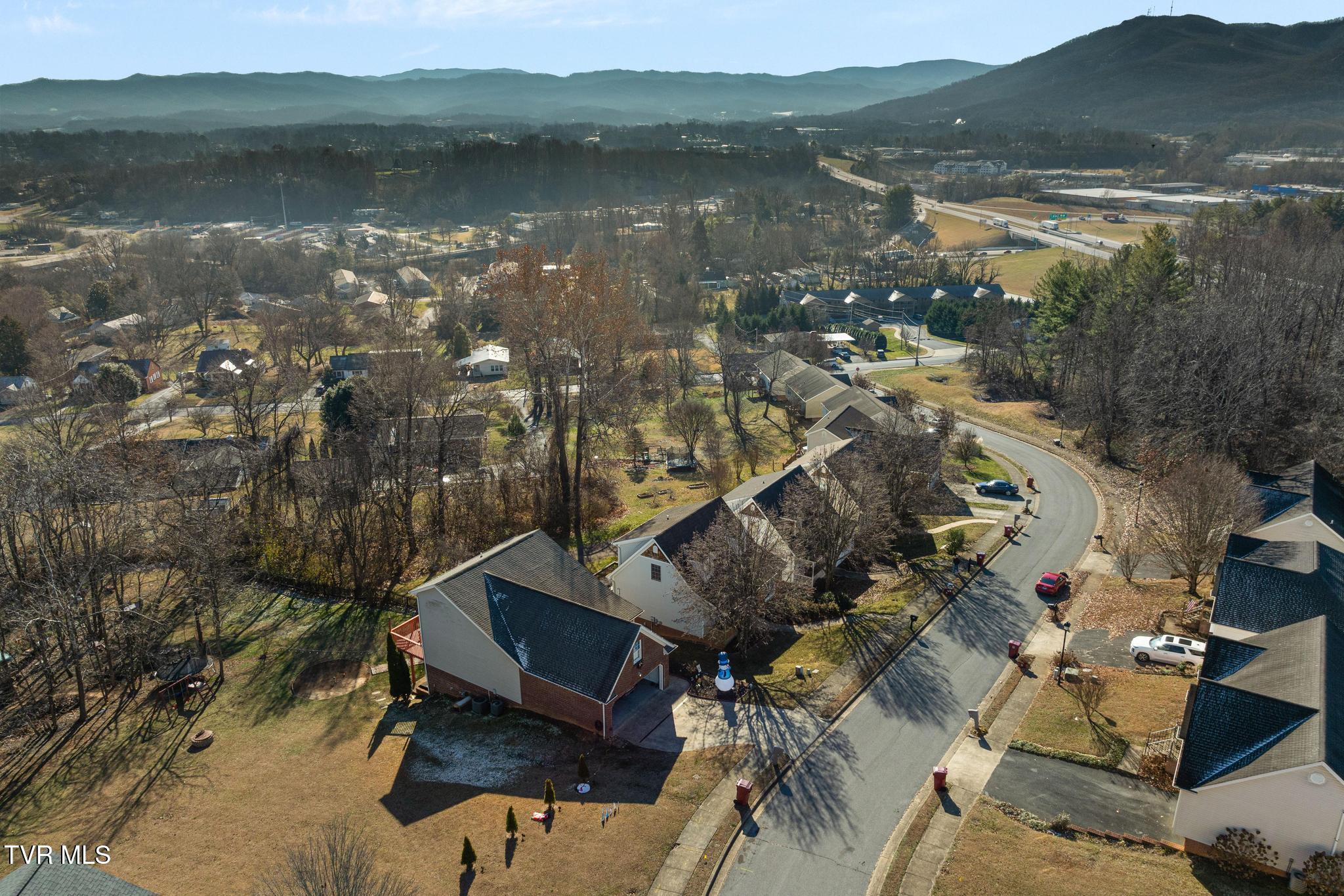 16 Taylor Ridge Court Johnson City, TN 37601 - Photo 52 of 60 DJI_0158