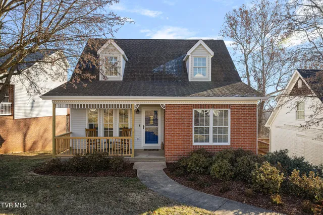 $399,900 | 16 Taylor Ridge Court, Johnson City, TN 37601