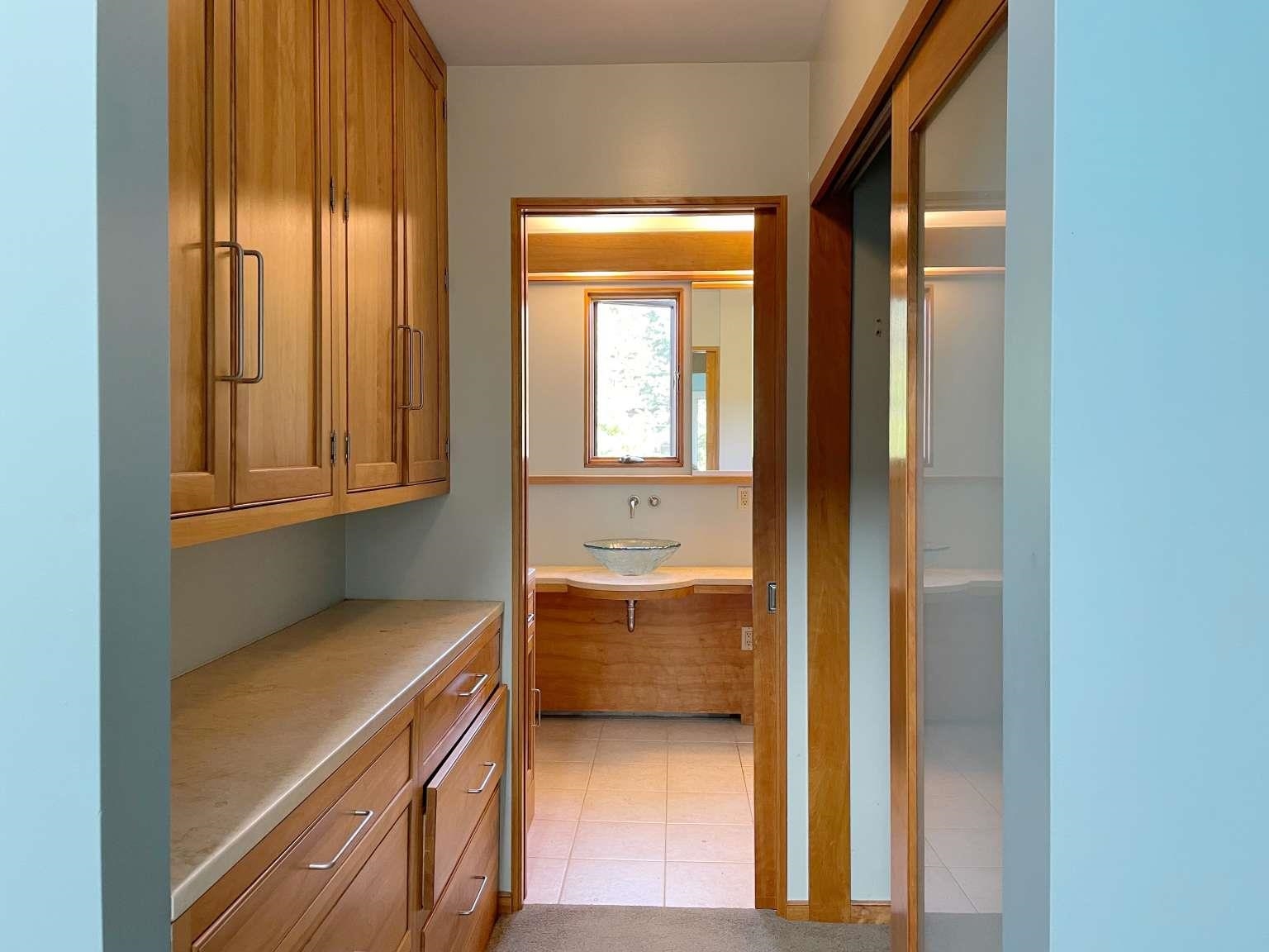 352 South Cove Road Burlington, VT 05401 - Photo 12 of 19 Gallery Image 12