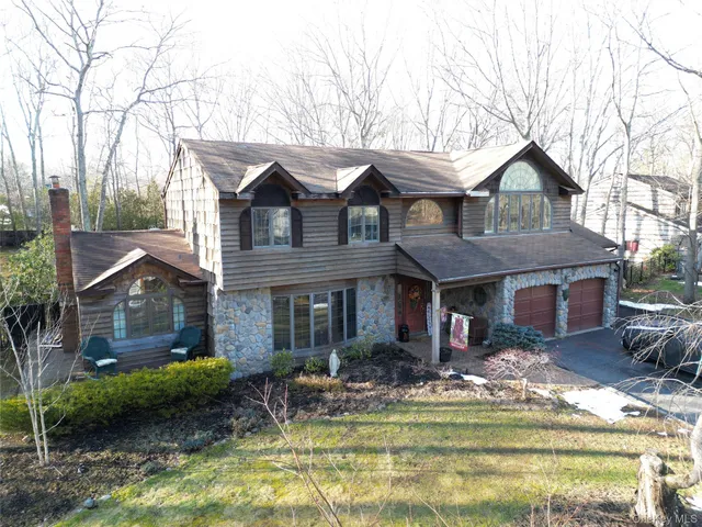 $789,000 | 35 Hastings Drive, Ridge, NY 11961