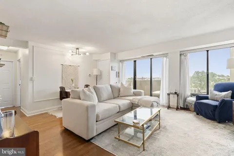 $359,000 | 2001 Hamilton Street, Unit 1029, Philadelphia, PA 19130