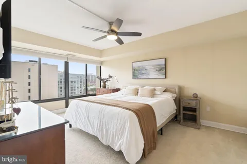 $359,000 | 2001 Hamilton Street, Unit 1029, Philadelphia, PA 19130