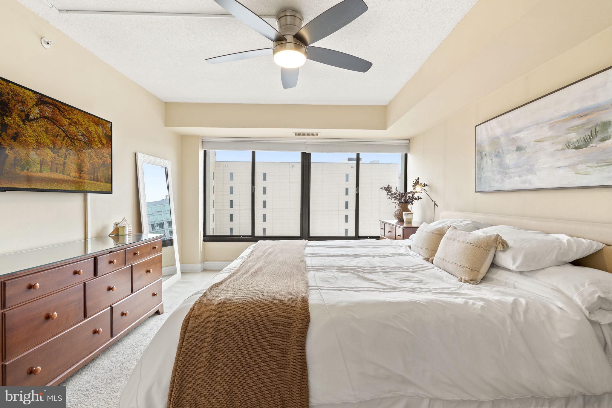 2001 Hamilton Street, Unit 1029 Philadelphia, PA 19130 - Photo 15 of 37