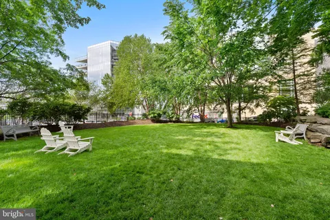 $359,000 | 2001 Hamilton Street, Unit 1029, Philadelphia, PA 19130