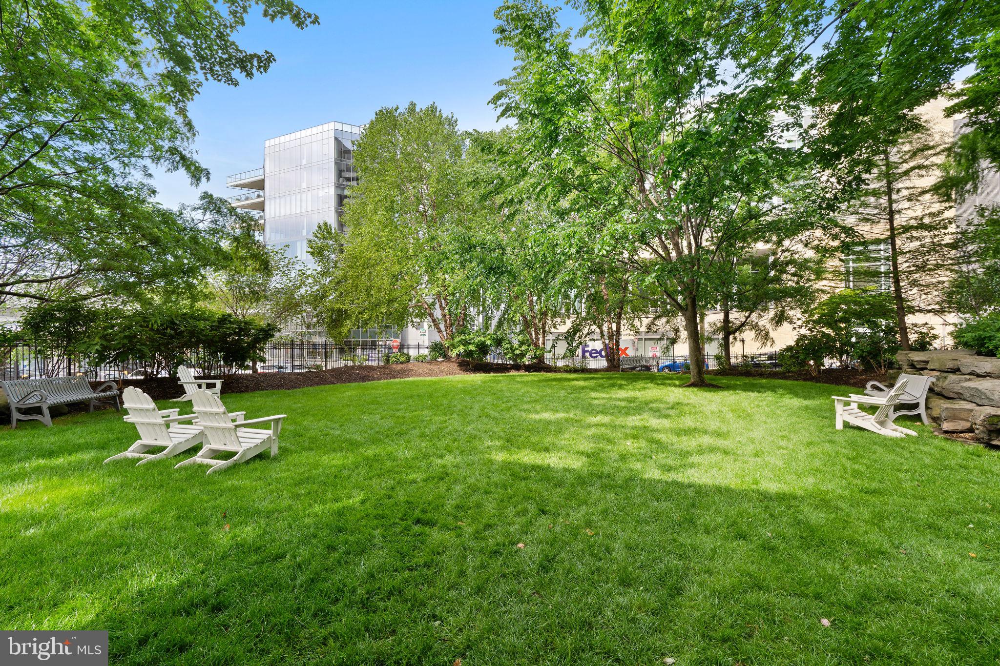 2001 Hamilton Street, Unit 1029 Philadelphia, PA 19130 - Photo 26 of 37