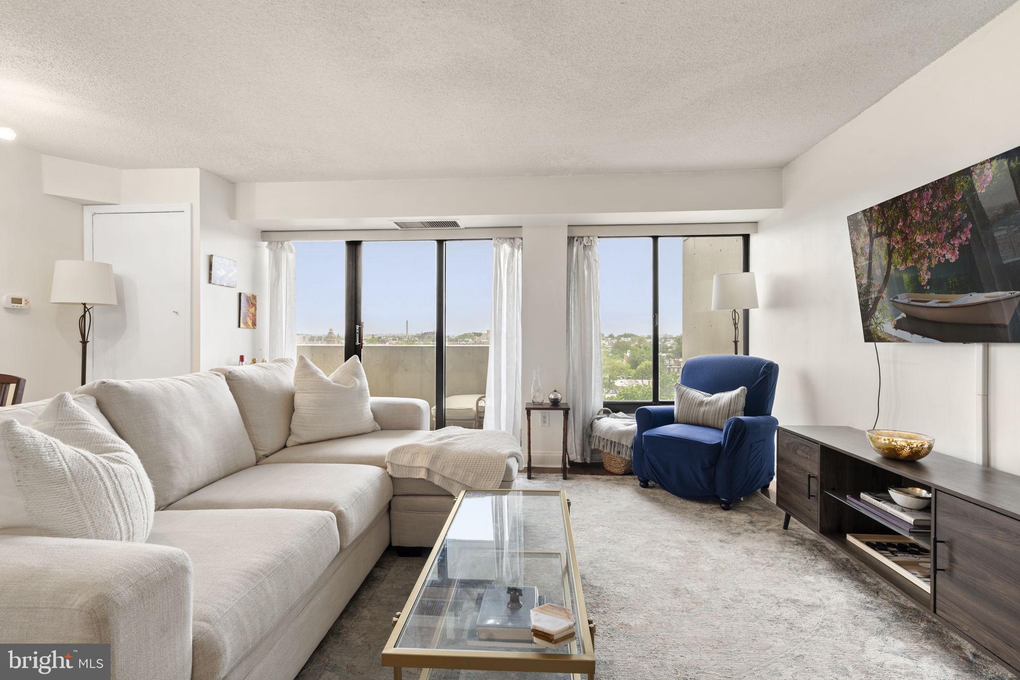 2001 Hamilton Street, Unit 1029 Philadelphia, PA 19130 - Photo 3 of 37