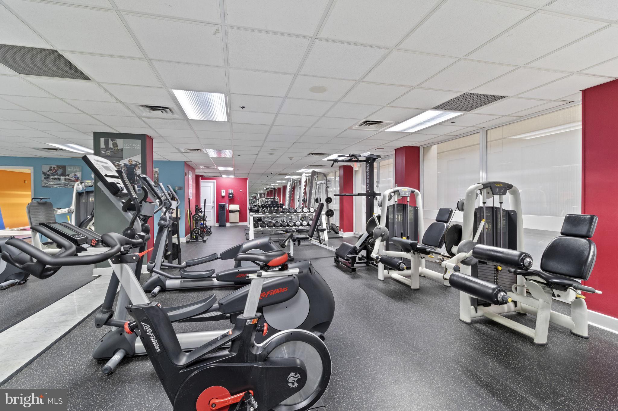 2001 Hamilton Street, Unit 1029 Philadelphia, PA 19130 - Photo 33 of 37