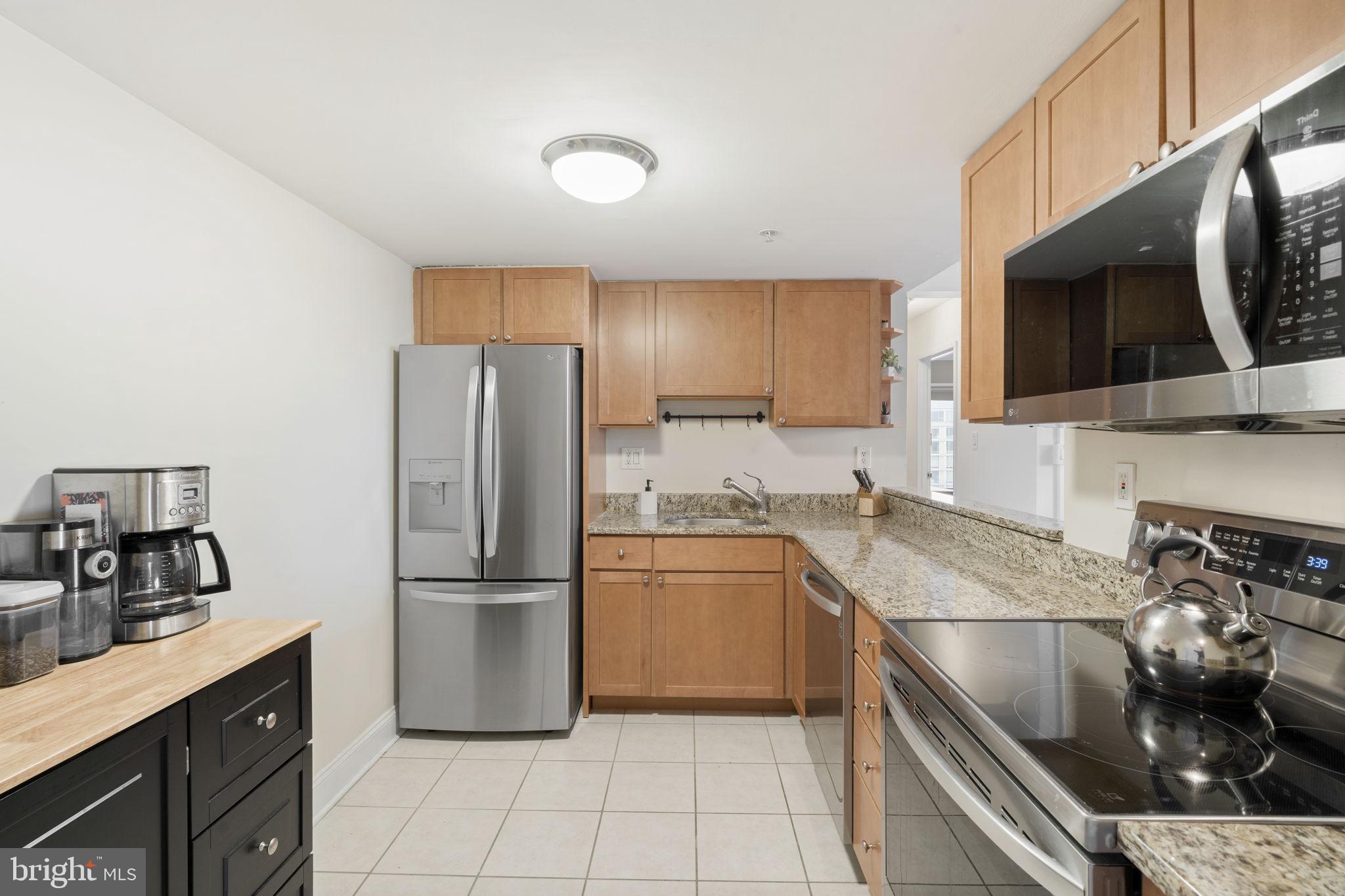 2001 Hamilton Street, Unit 1029 Philadelphia, PA 19130 - Photo 7 of 37