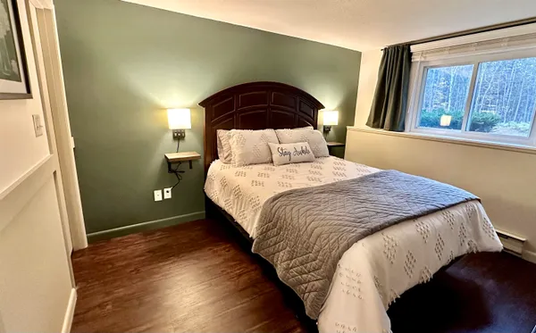 $1,600 | 22 Orris Road, Unit F1 LOWER, Thornton, NH 03285