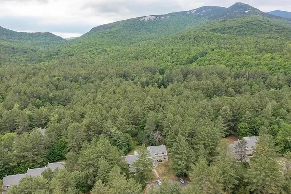 $1,600 | 22 Orris Road, Unit F1 LOWER, Thornton, NH 03285