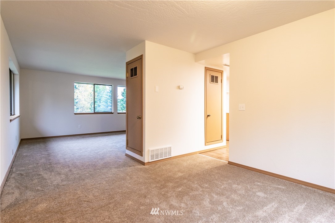 372 Klahhane Road Sequim, WA 98382 - Photo 14 of 39