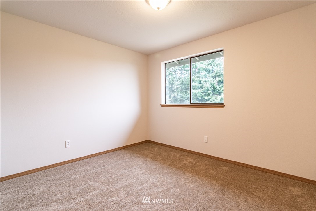 372 Klahhane Road Sequim, WA 98382 - Photo 18 of 39