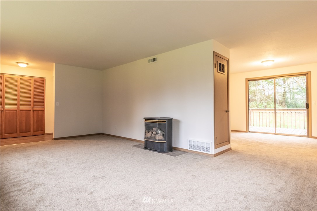 372 Klahhane Road Sequim, WA 98382 - Photo 9 of 39