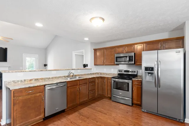 $2,300 | 3519 Oak Creek Drive, Clarksville, TN 37040