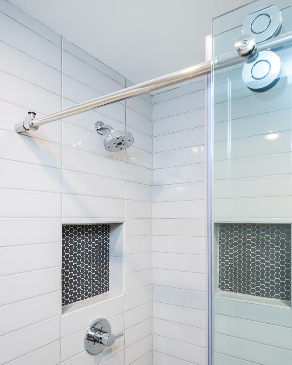 2106 9th Avenue North, Unit 3 Nashville, TN 37228 - Photo 22 of 30 a bathroom with a shower