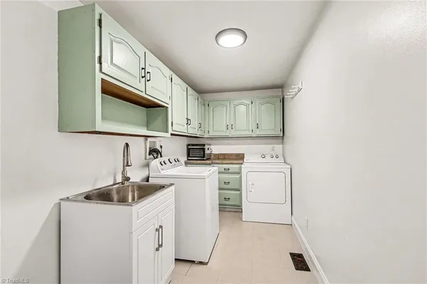 $529,000 | 3405 Windswept Drive, Summerfield, NC 27358