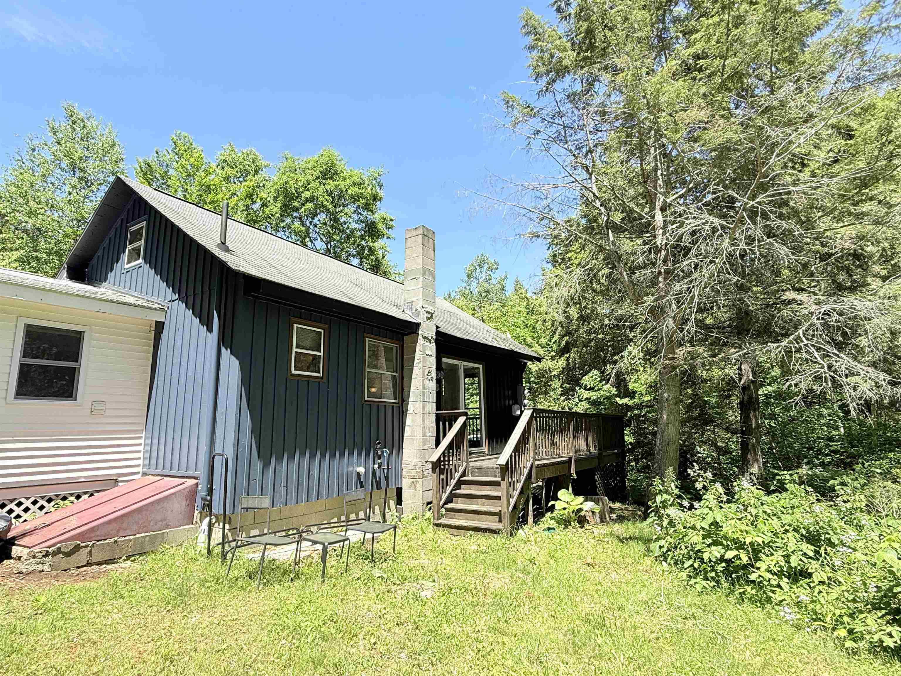 8 Beech Tree Lane East Dover, VT 05341 - Photo 2 of 33