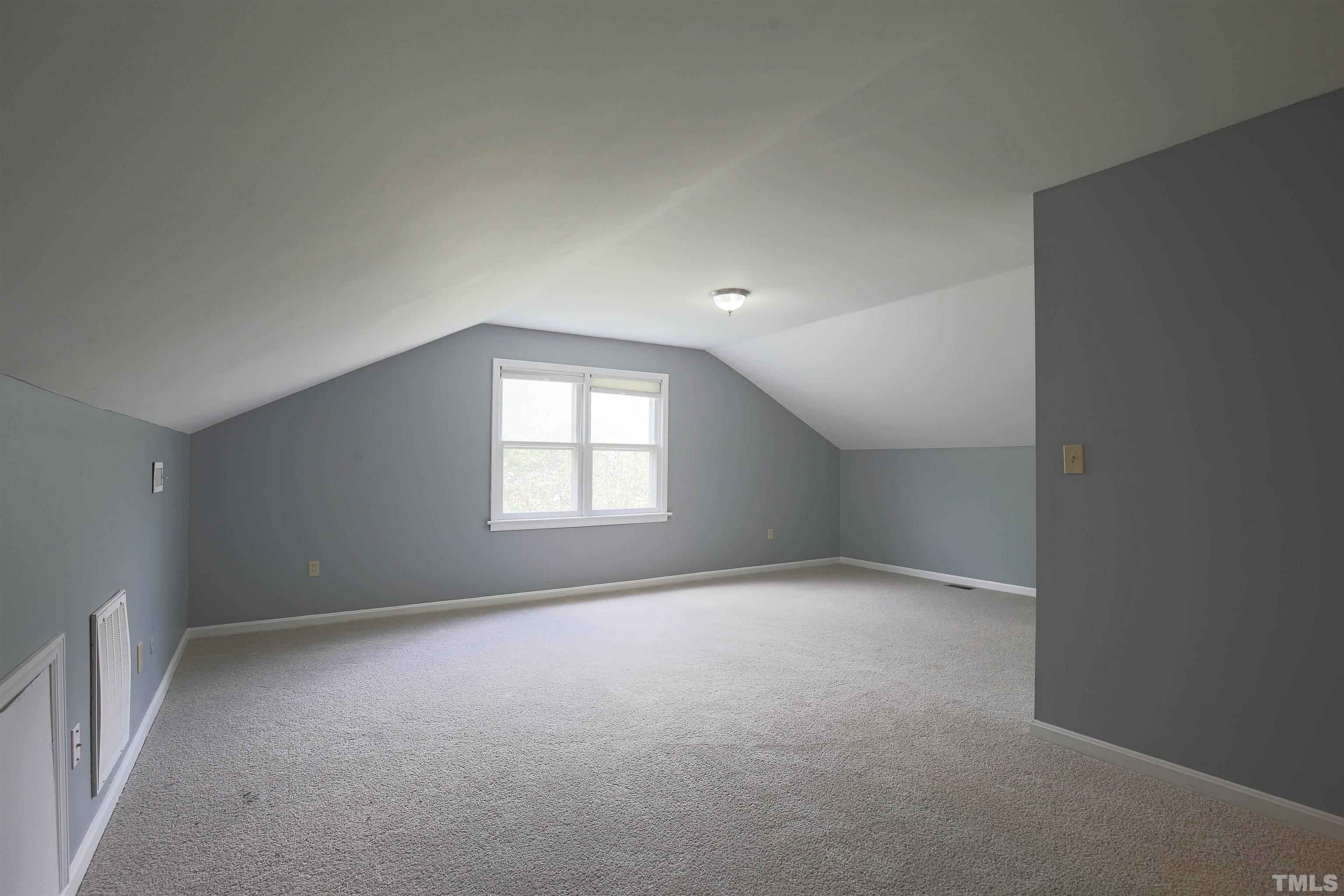 1507 Clermont Road, Unit T23 Durham, NC 27713 - Photo 12 of 24 an empty room with a window