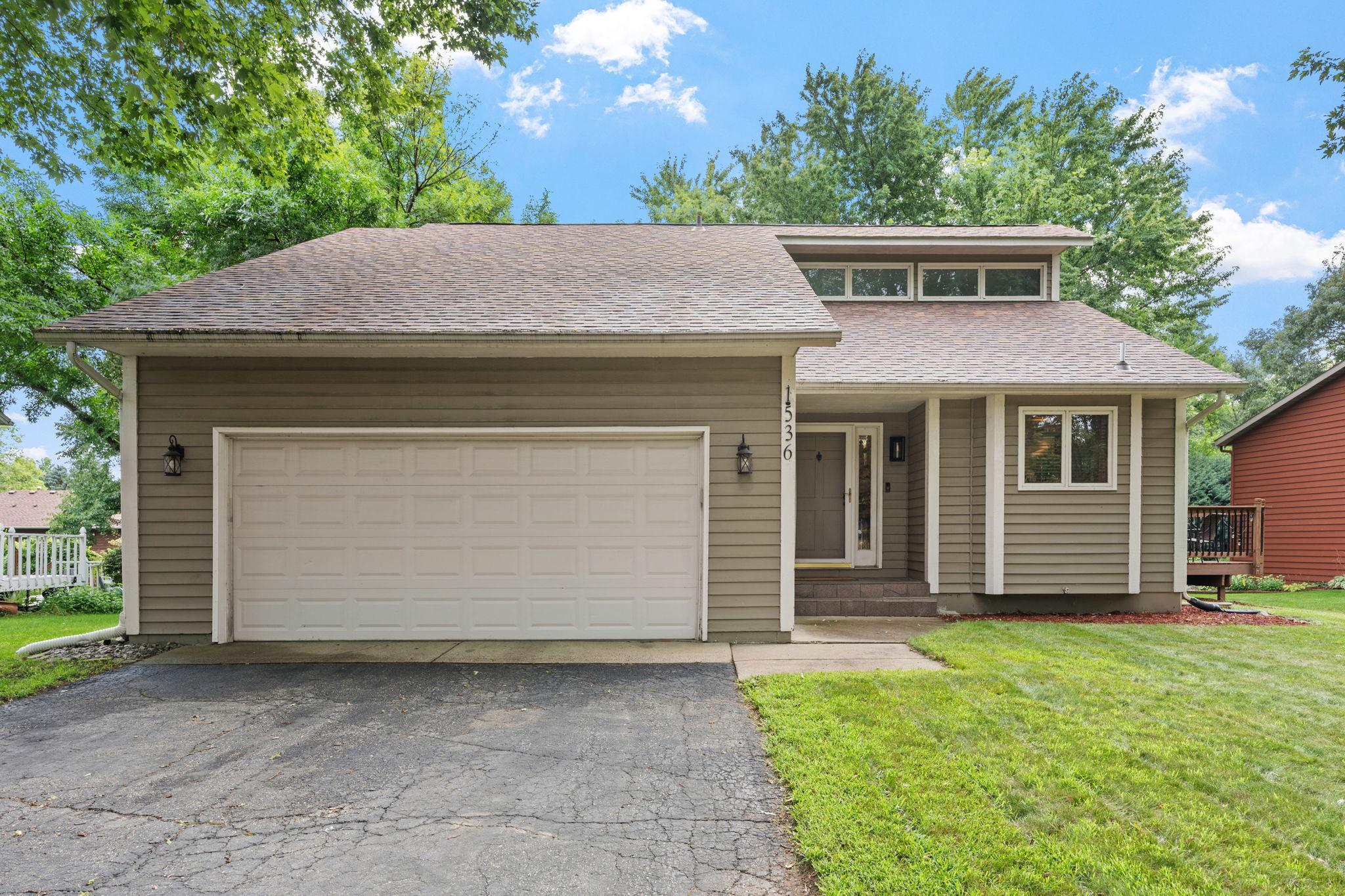 1536 Prairie Hill Road St. Cloud, MN 56301 - Photo 1 of 34 Gallery Image 1