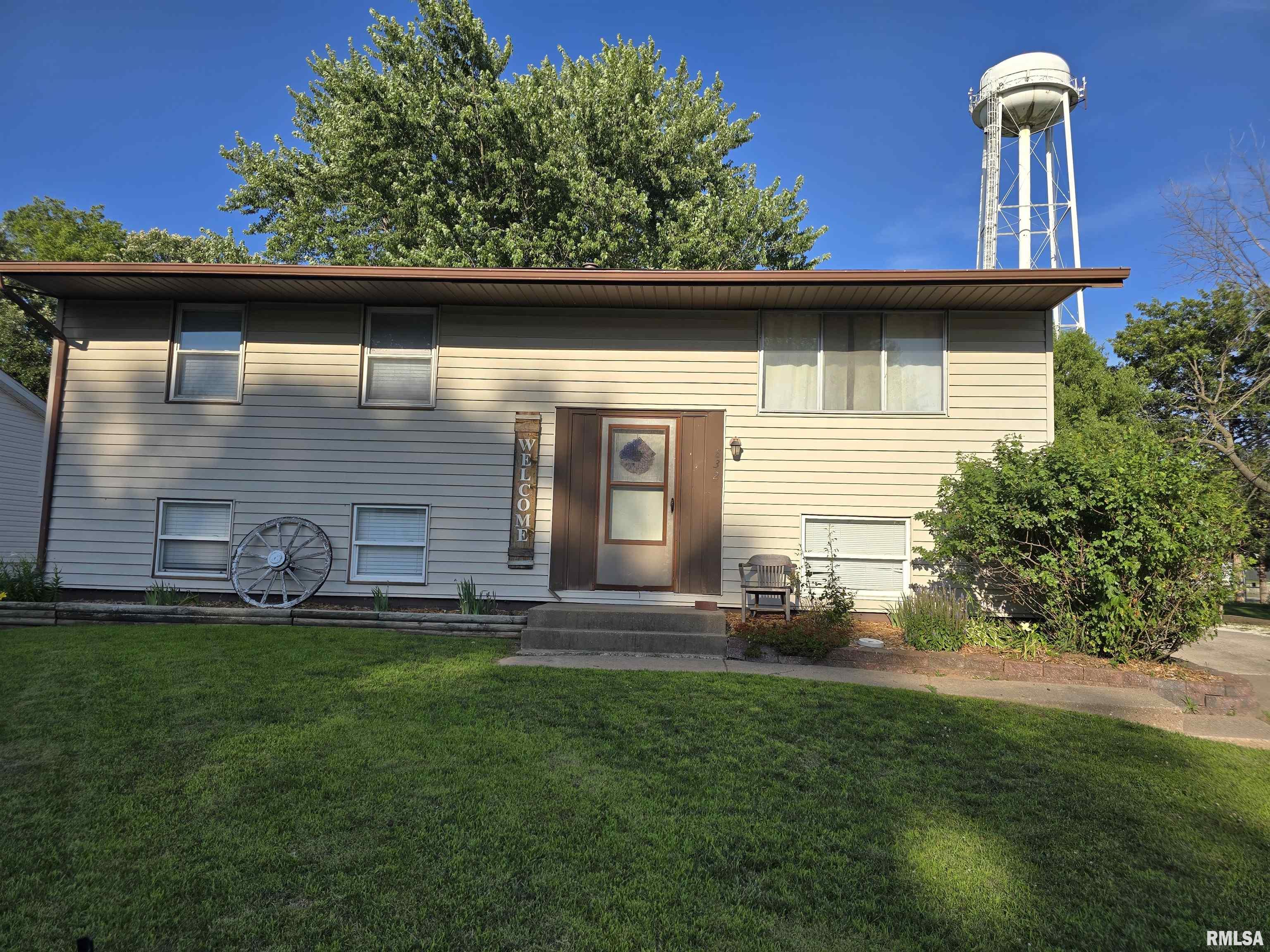 832 9th Street Colona, IL 61241 - Photo 1 of 35 Gallery Image 1