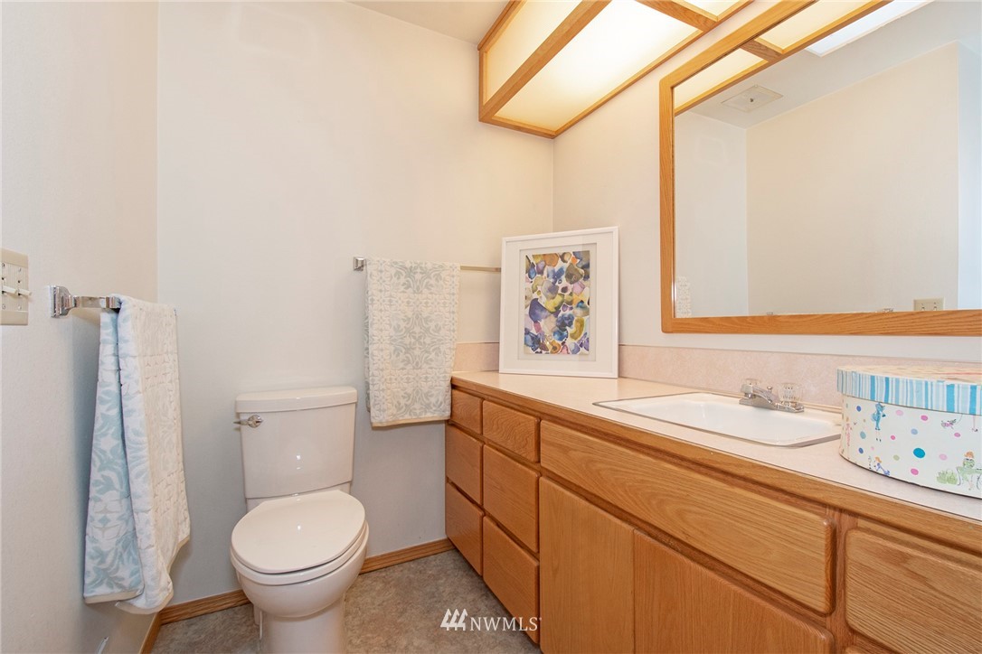 4019 Robin Road West University Place, WA 98466 - Photo 12 of 23