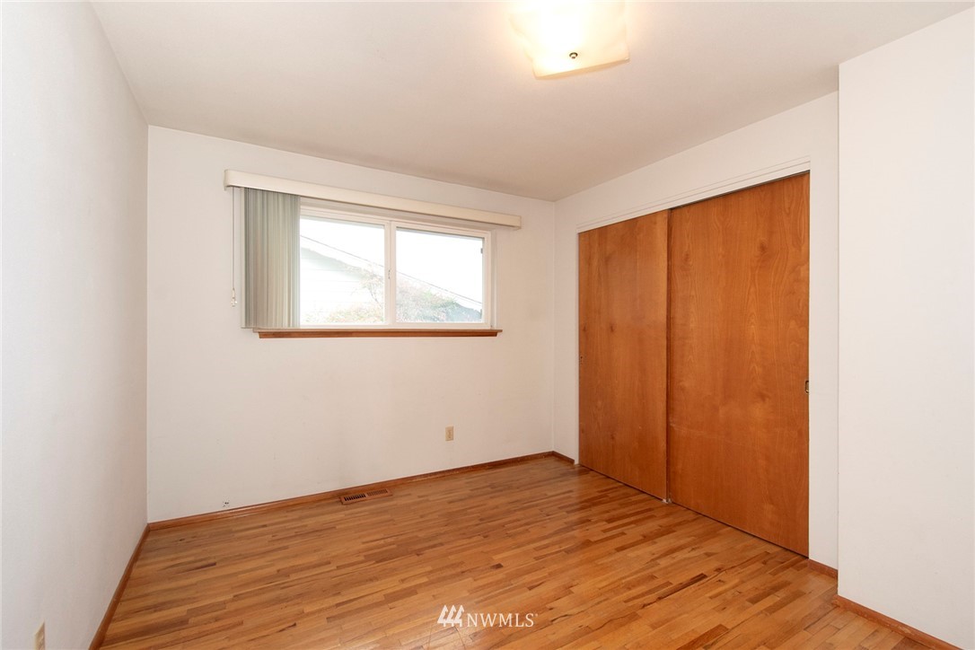 4019 Robin Road West University Place, WA 98466 - Photo 13 of 23