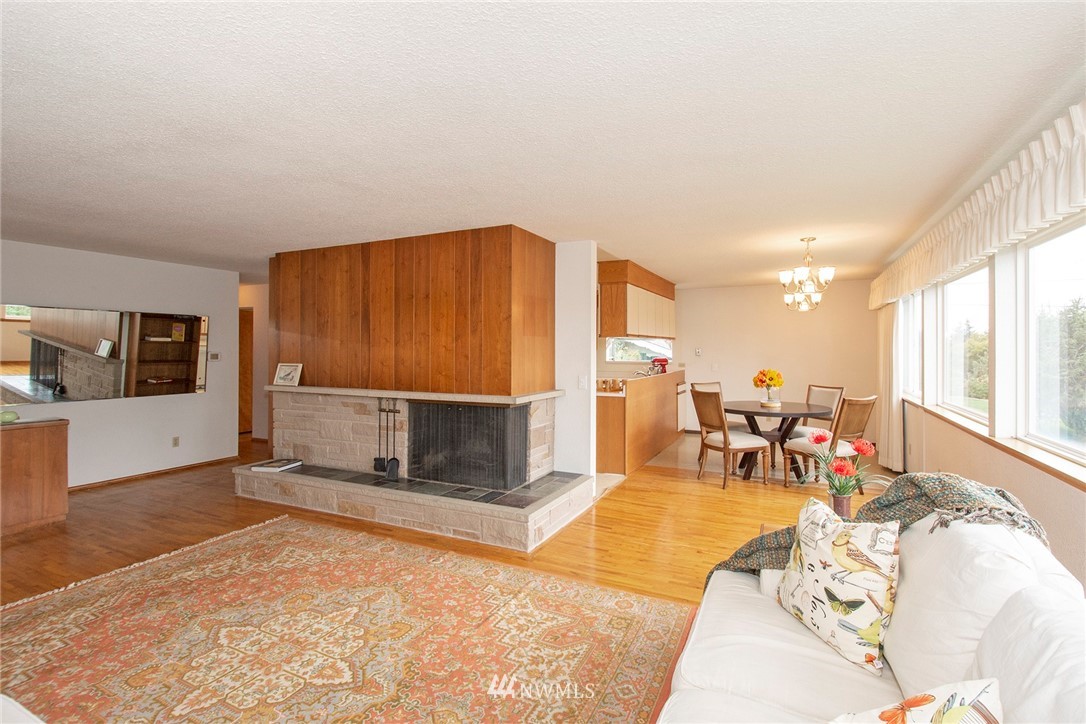 4019 Robin Road West University Place, WA 98466 - Photo 6 of 23