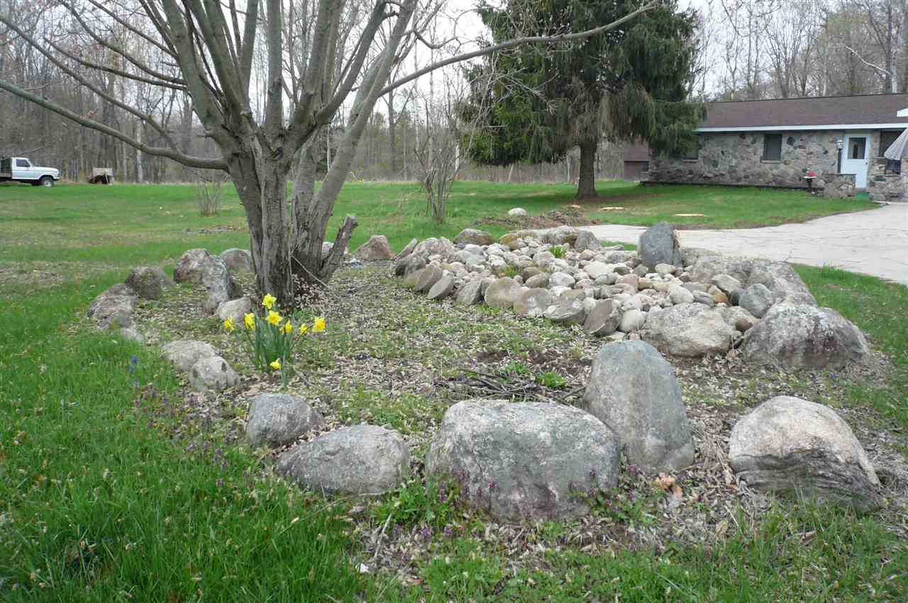 81 East Beck Road Farwell, MI 48622 - Photo 20 of 20 1861707-19.JPG