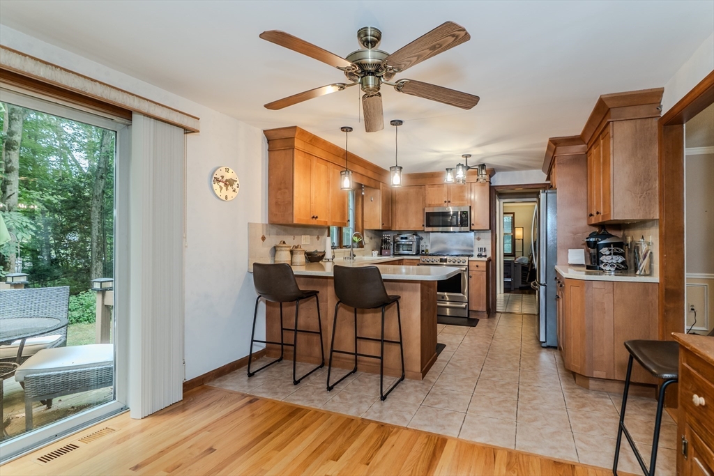 225 Maynard Road Wilbraham, MA 01095 - Photo 12 of 31