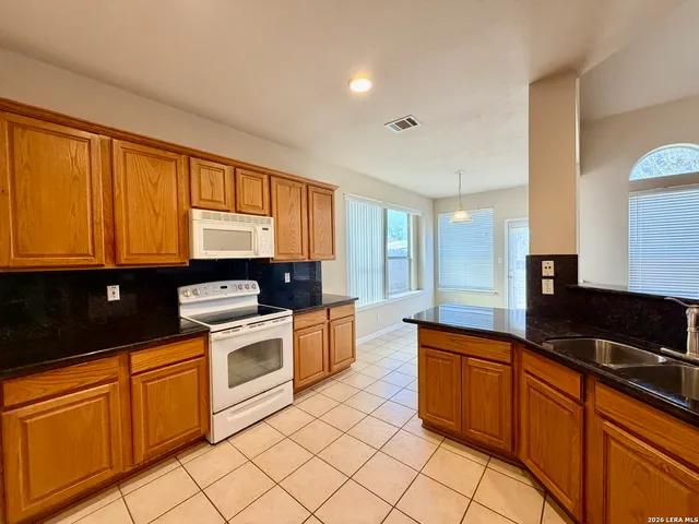 $2,600 | 1218 Knights Cross Drive, San Antonio, TX 78258