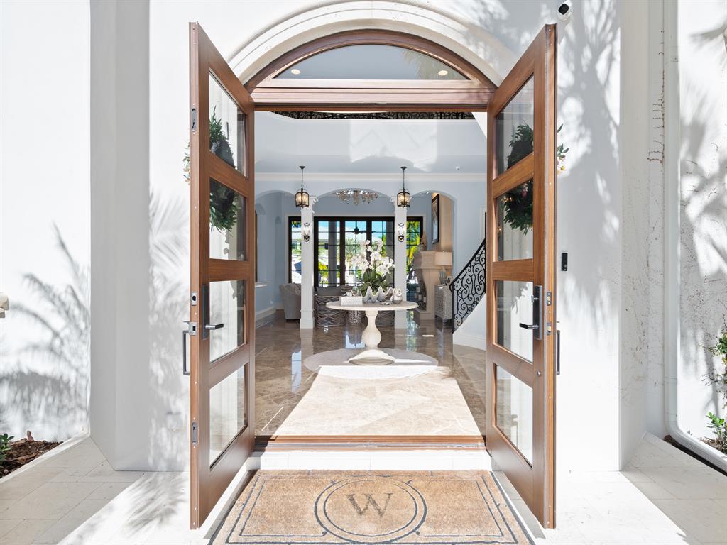 2319 Northeast 28th Street Lighthouse Point, FL 33064 - Photo 6 of 59