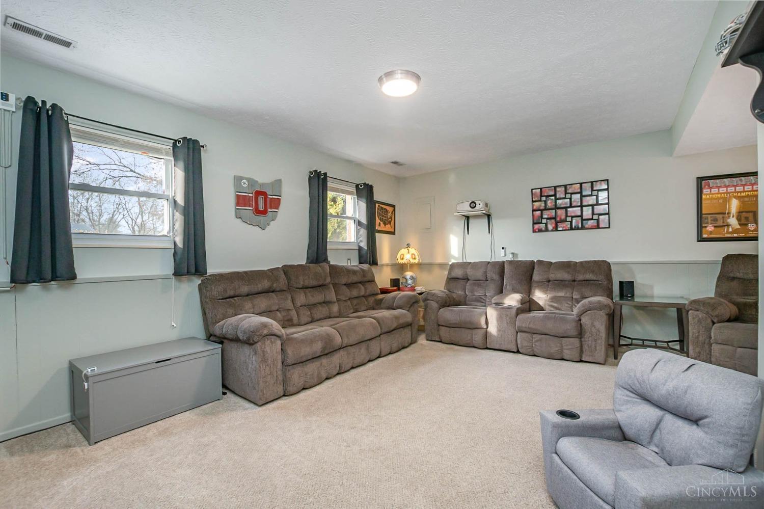 4815 Stoneybrook Road Cincinnati, OH 45244 - Photo 17 of 36 Gallery Image 17