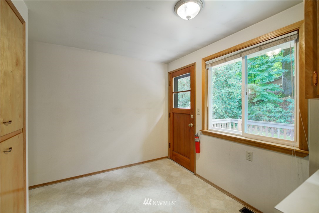 9221 Northeast 183rd Street Bothell, WA 98011 - Photo 11 of 30 Gallery Image 11