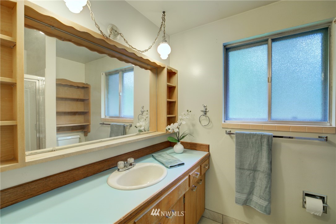 9221 Northeast 183rd Street Bothell, WA 98011 - Photo 16 of 30 Gallery Image 16