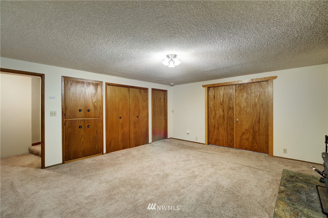 9221 Northeast 183rd Street Bothell, WA 98011 - Photo 18 of 30 Gallery Image 18