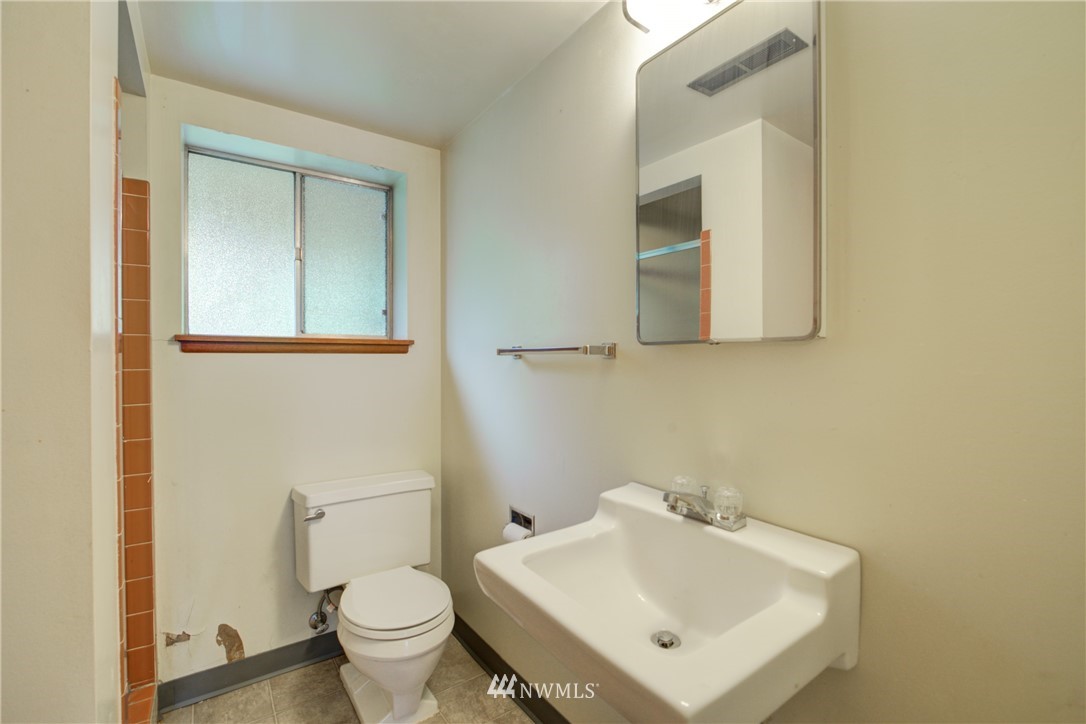9221 Northeast 183rd Street Bothell, WA 98011 - Photo 23 of 30 Gallery Image 23
