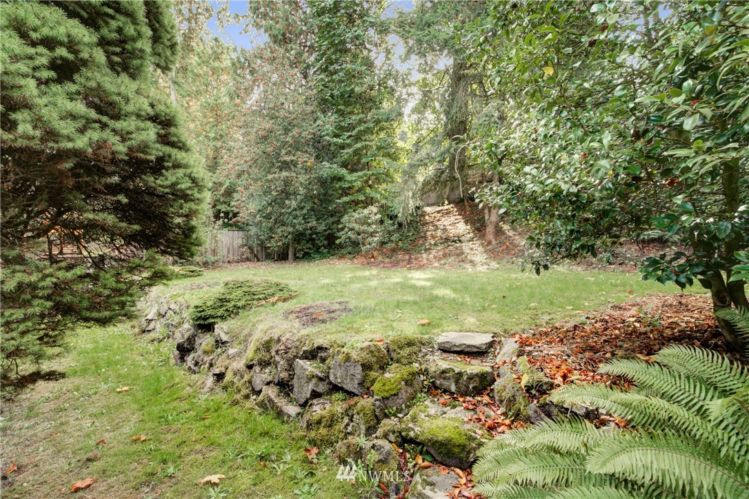 9221 Northeast 183rd Street Bothell, WA 98011 - Photo 29 of 30 Gallery Image 29