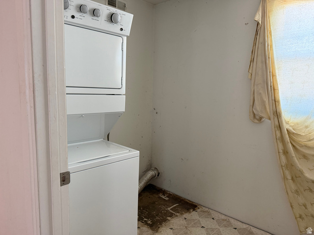 255 E Centre Spring City, UT 84662 - Photo 16 of 31 White stackable washer and dryer unit