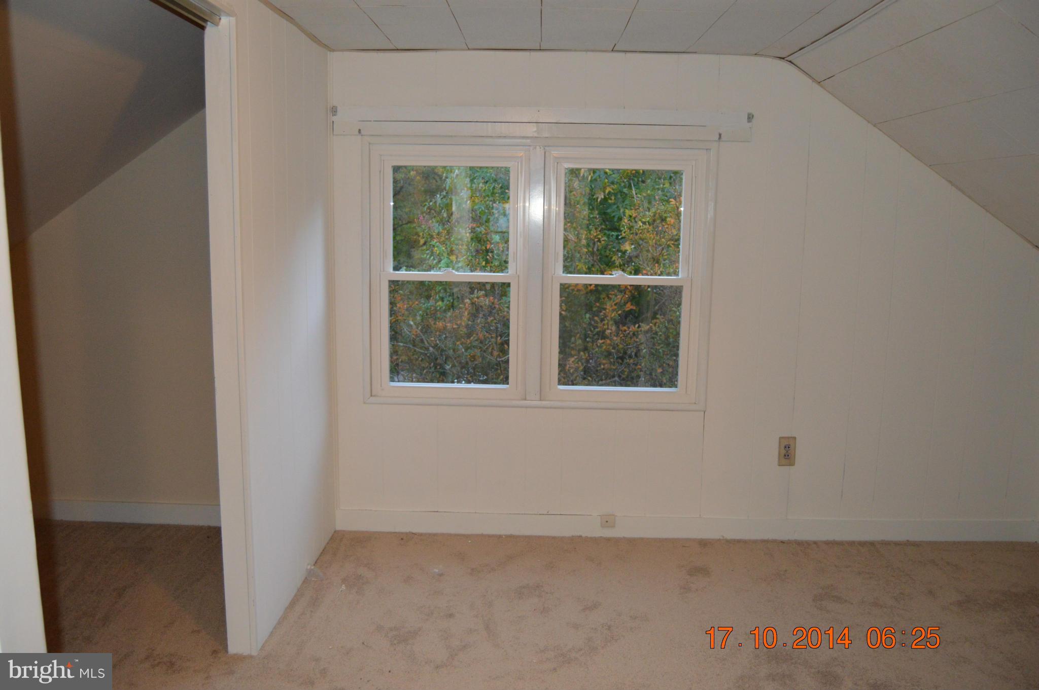 8184 Telegraph Road Severn, MD 21144 - Photo 16 of 22 2nd flr.Bedroom w/Walk in and Bath