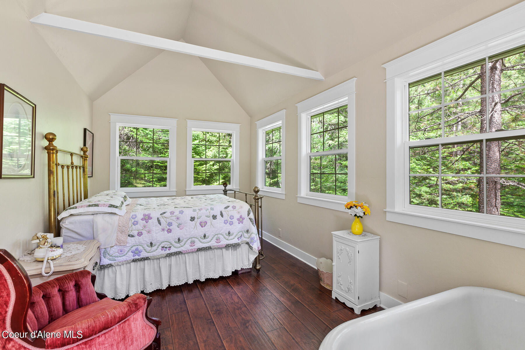 306 Pinewood Lane Cocolalla, ID 83813 - Photo 4 of 18 306PinewoodLn-2