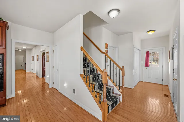 $2,495,000 | 19812 Rothschild Court, Ashburn, VA 20147