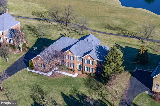 $2,495,000 | 19812 Rothschild Court, Ashburn, VA 20147