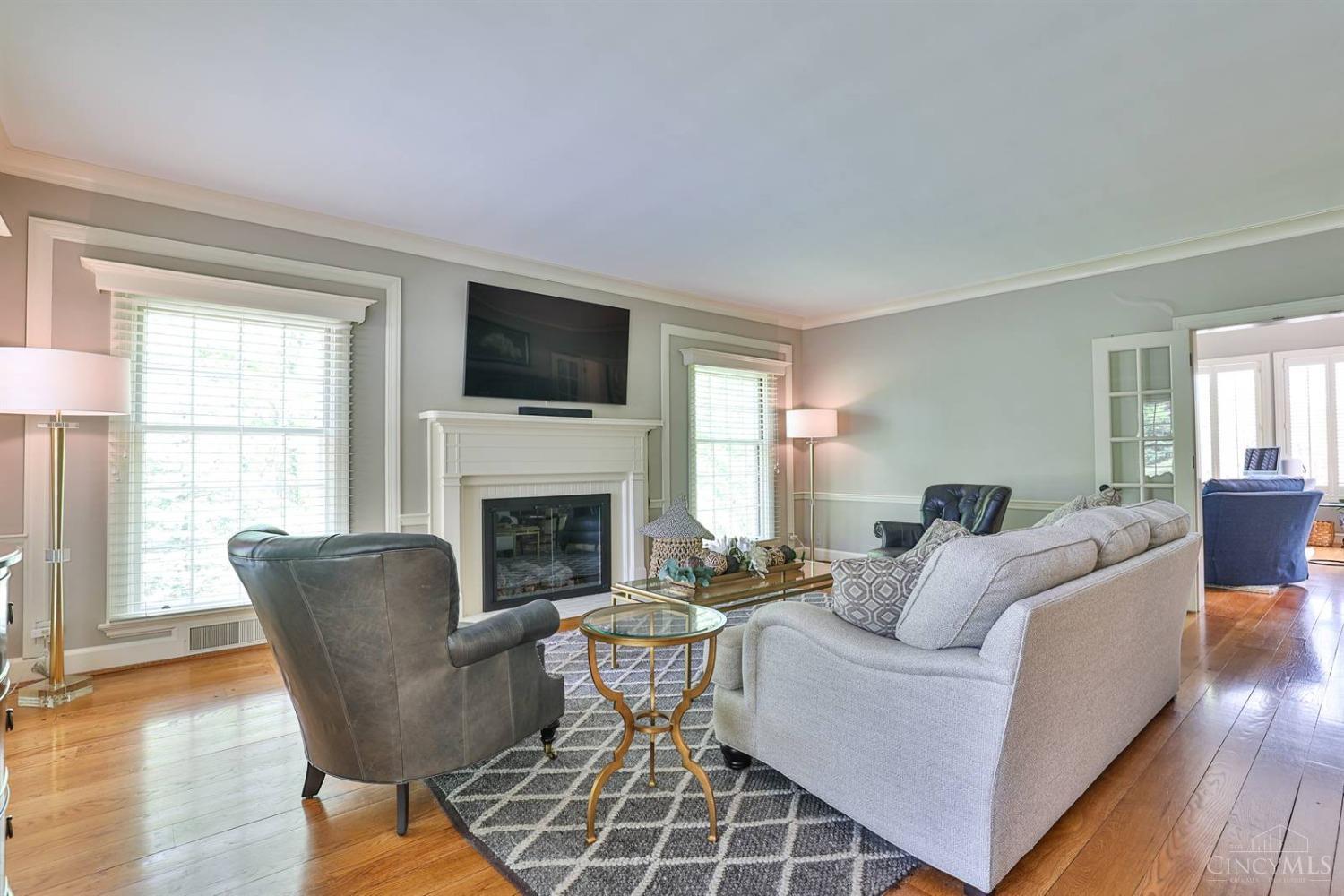 930 Edwards Road Cincinnati, OH 45208 - Photo 9 of 60 Gallery Image 9
